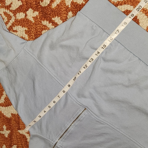 Lune Active  yuki cropped zip sweater size XS dusty blue - Picture 11 of 16